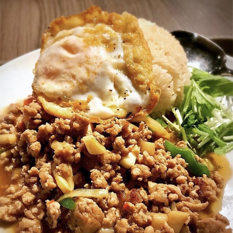 ガパオライス (タイ屋台ガッチキ)