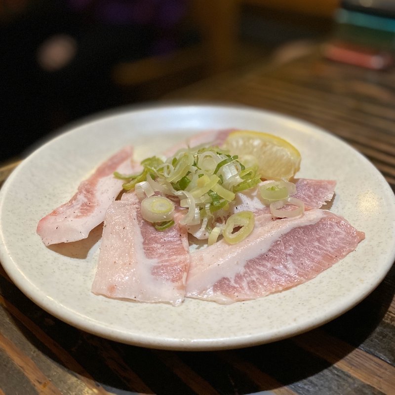 豚トロ(炭火焼肉 仁)