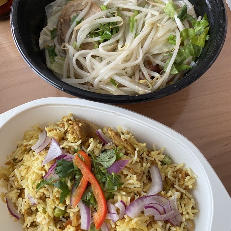 テンフォーとビリヤニ(タイ麺セマクテ)