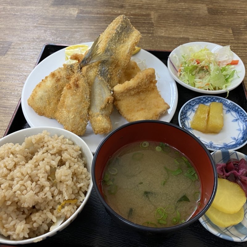 フライ定食(漁火亭)