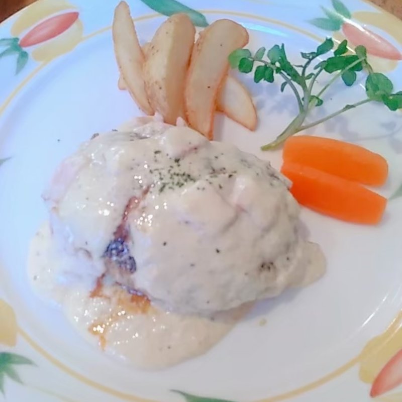 チーズハンバーグ(手作りハンバーグの店とくら新堀川店)