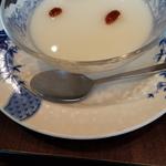 杏仁豆腐
