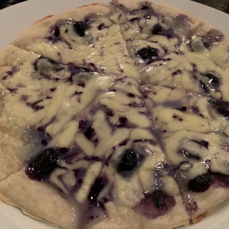 ブルーベリースイートピザ(ファニー七山)