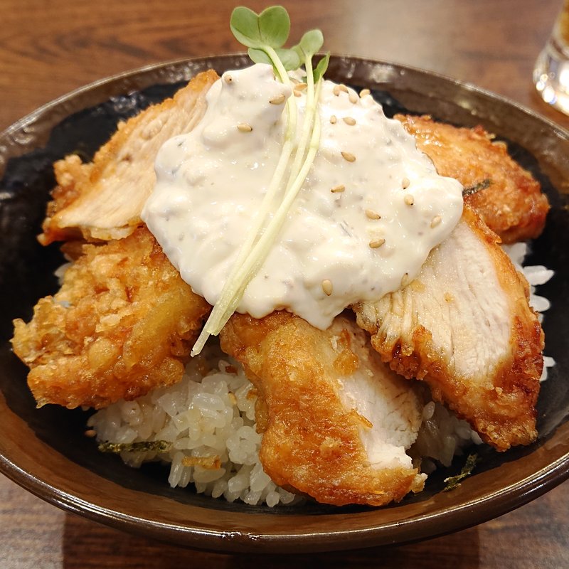 タルタルとり丼(とリビアー 八王子みなみ野アクロスモール店)