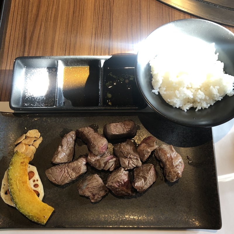 (羽衣びーふ亭)