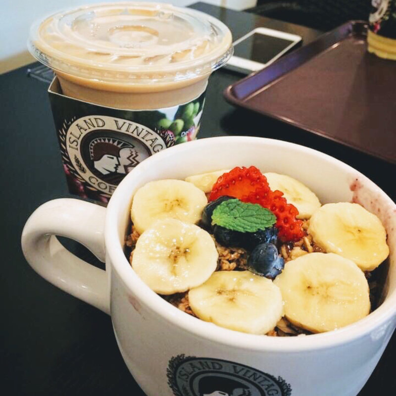 アサイーボール(アイランド ヴィンテージ コーヒー 表参道店)