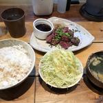 牛ハラミ焼き定食(しずる 経堂店)