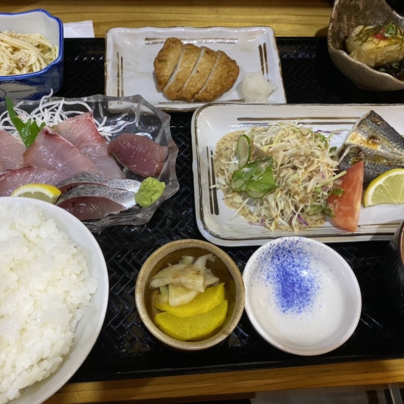 (四季亭 （ときてい）)