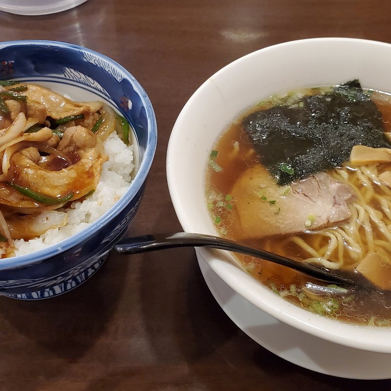 焼肉丼セット(珍来 三芳店 )