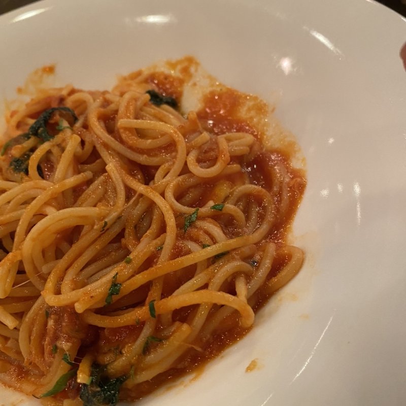 トマトとモッツァレラのパスタ(カフェ ラ・ボエム お台場 （Cafe La Boheme）)