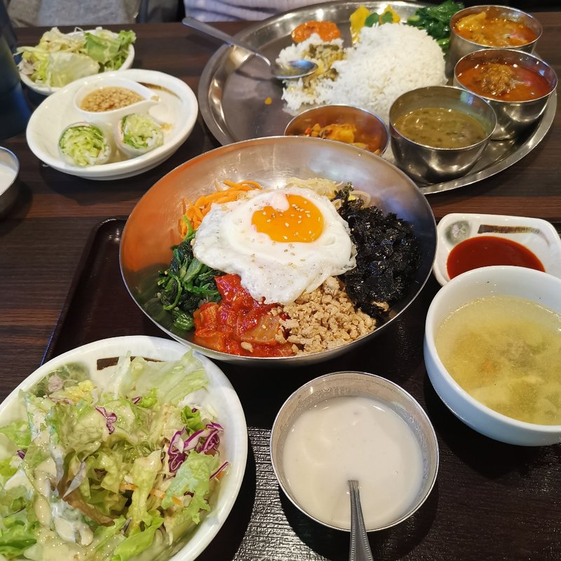 ビビンバ(新大久保アジア屋台村)