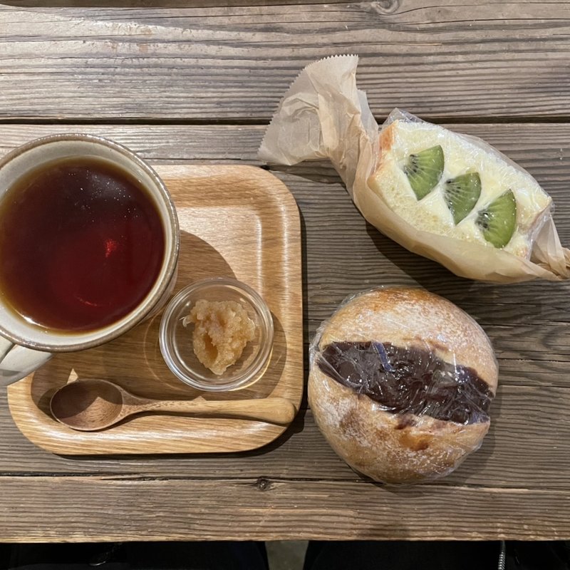 あんぱん(自家製酵母パンと手づくりあんこの店 いちあん  )