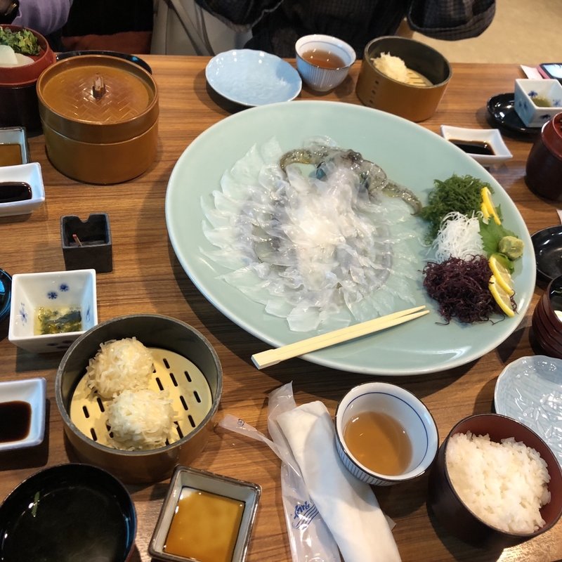 (海中魚処 萬坊 （まんぼう）)