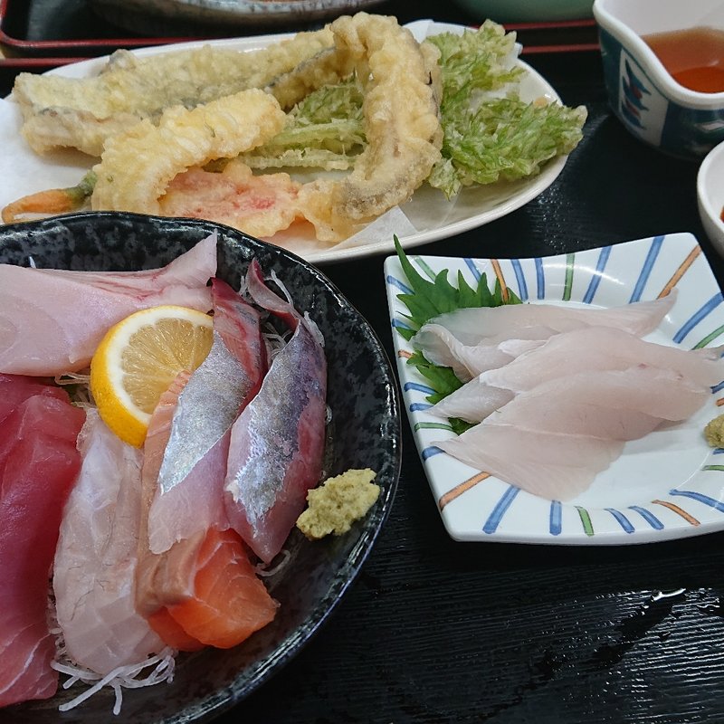 (おわせ魚食堂 （おわせ魚いちば おとと）)