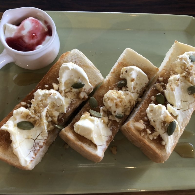 ナッツ&クリームチーズ(CAFE CUCO)