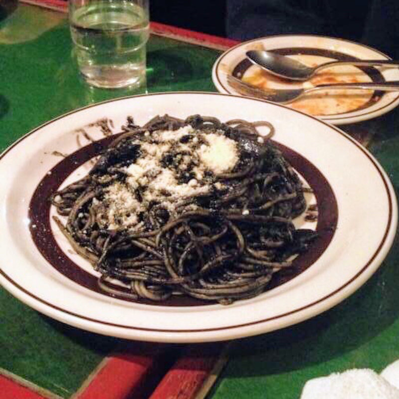 イカ墨パスタ(BORRACHO)