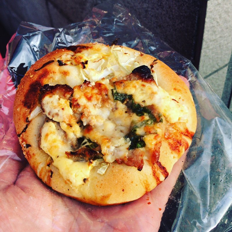 豚ばら肉のフォカッチャ(ラパンラパン)