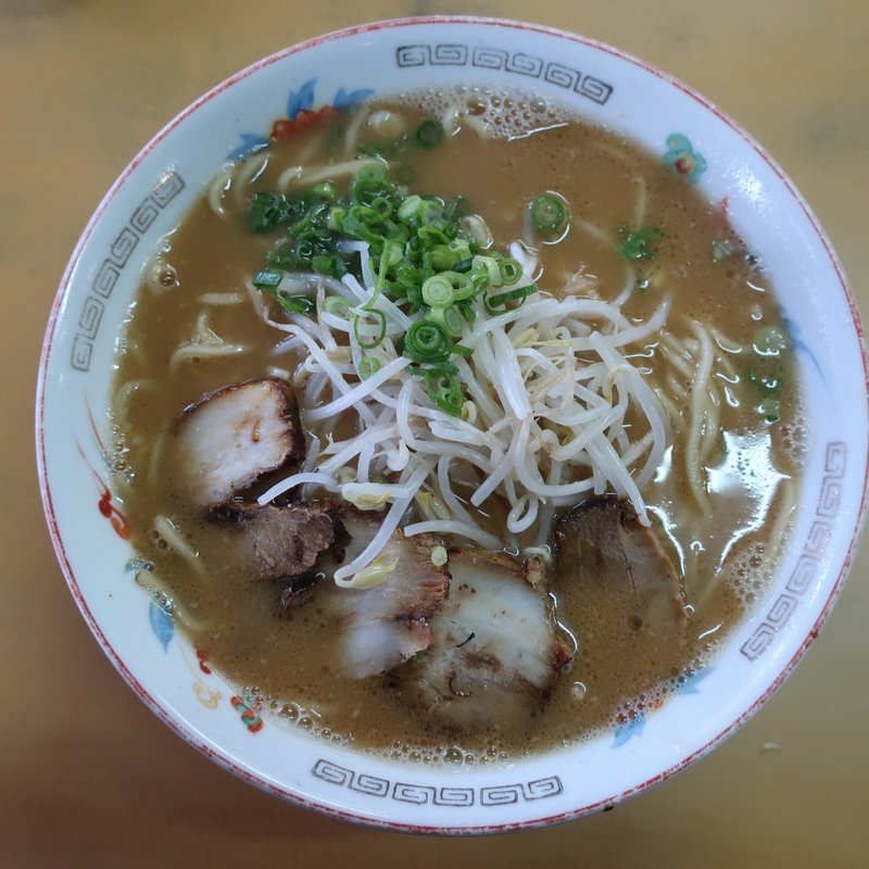 ラーメン（中）(とくだラーメン )