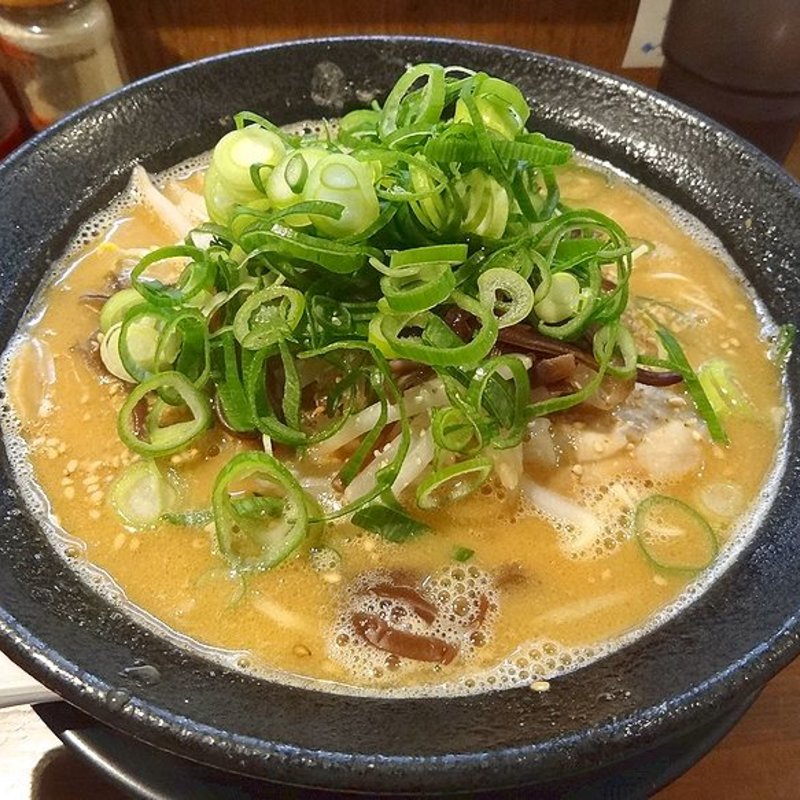 味噌とんこつ(ドン．チードル )