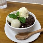 コーヒーぜんざい(ラーメン専科 竹末食堂)