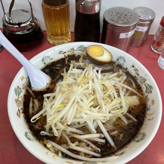 ワンタン麺(永楽　そば店 （【旧店名】中華そば 永楽）)