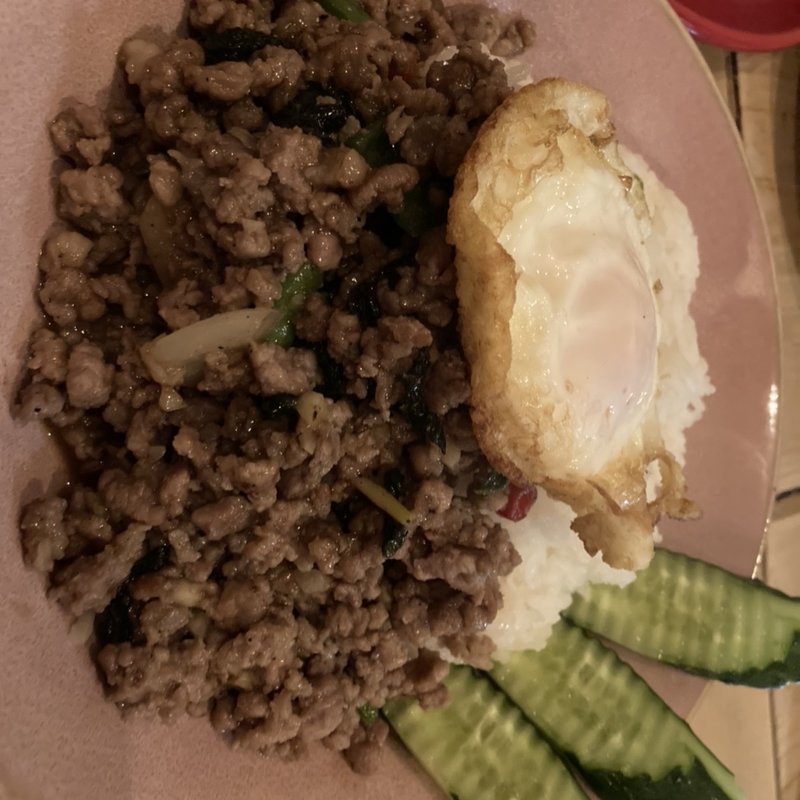 ガパオごはん(トラネコ)