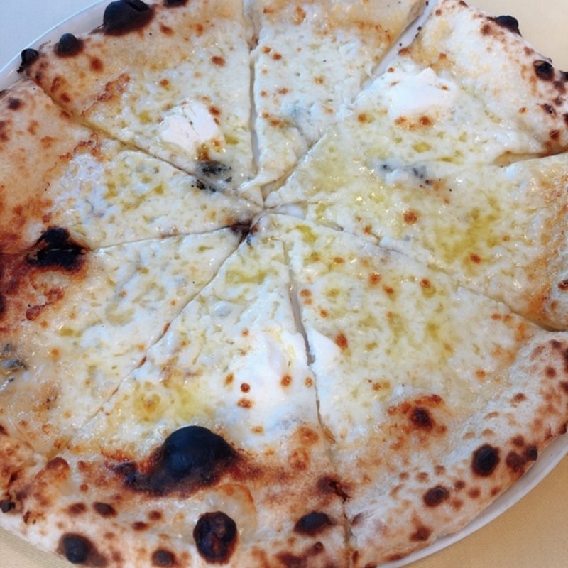 クワトロフォルマッジ（ランチセット）(ピッツェリア マルデナポリ大泉学園店)