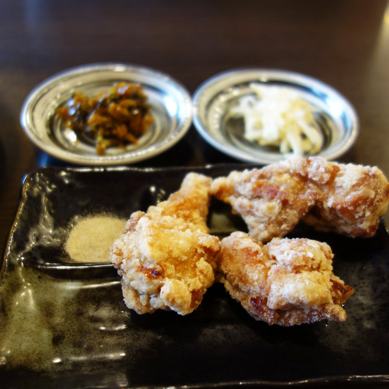 唐揚げ(豚骨ラーメン博多三氣 福大通り片江店)