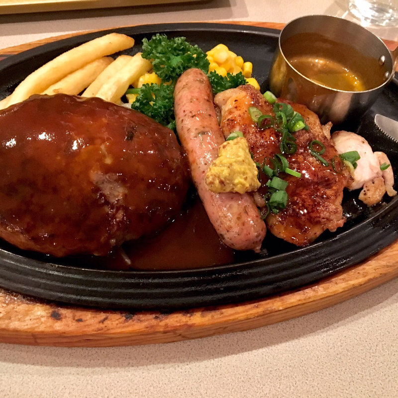 トリプルグリルハンバーグ(ロイヤルホスト 仙台一番町店 （RoyalHost）)