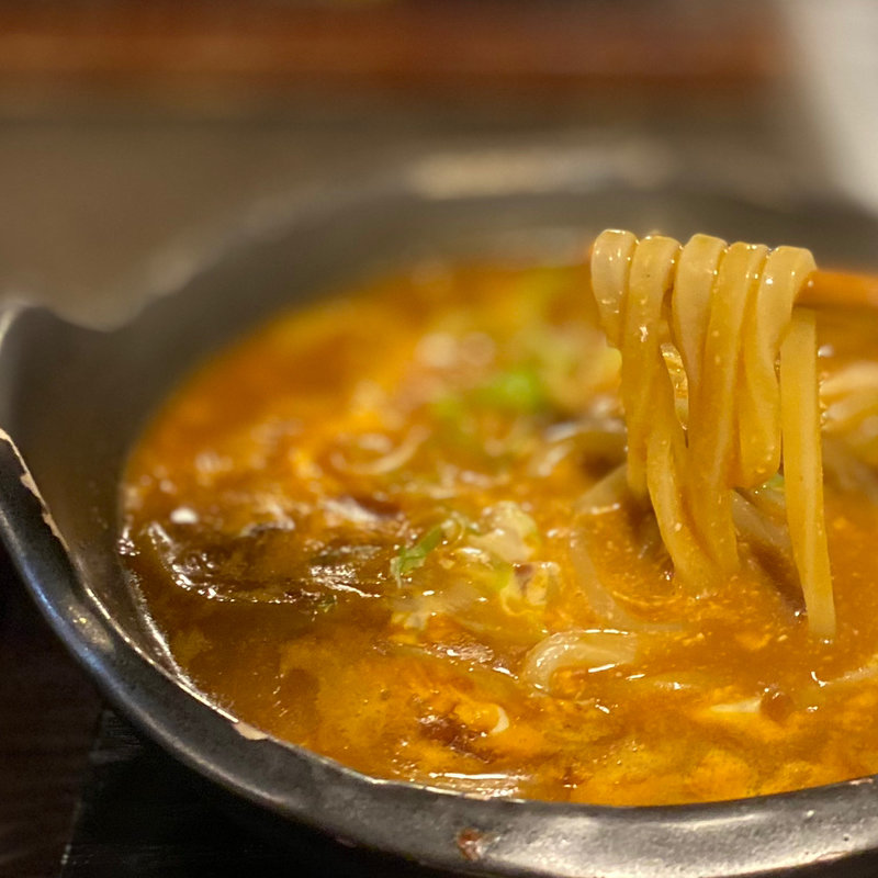 土鍋カレーうどん(温玉・ご飯・香の物付)(うどん甘味処　侘助)