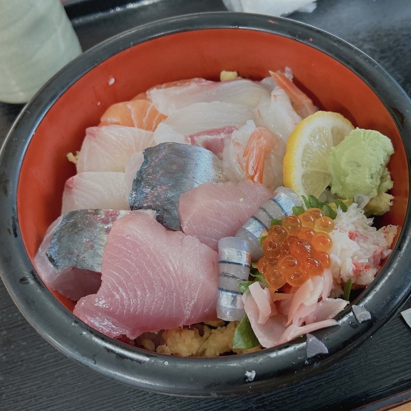 海鮮ちらし(新港食堂 )