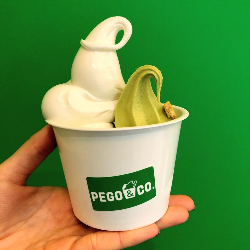 Wソフト（抹茶チーズケーキ・ジャージーミルク）(PEGO＆CO. 世田谷店（ペゴあんこ せたがやてん）)