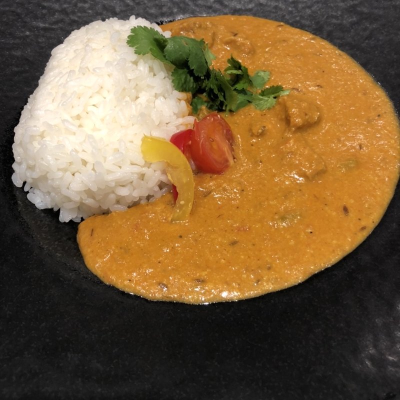 cardamon holic チャイ付＋追いパクチー(cafe tugu tugu)