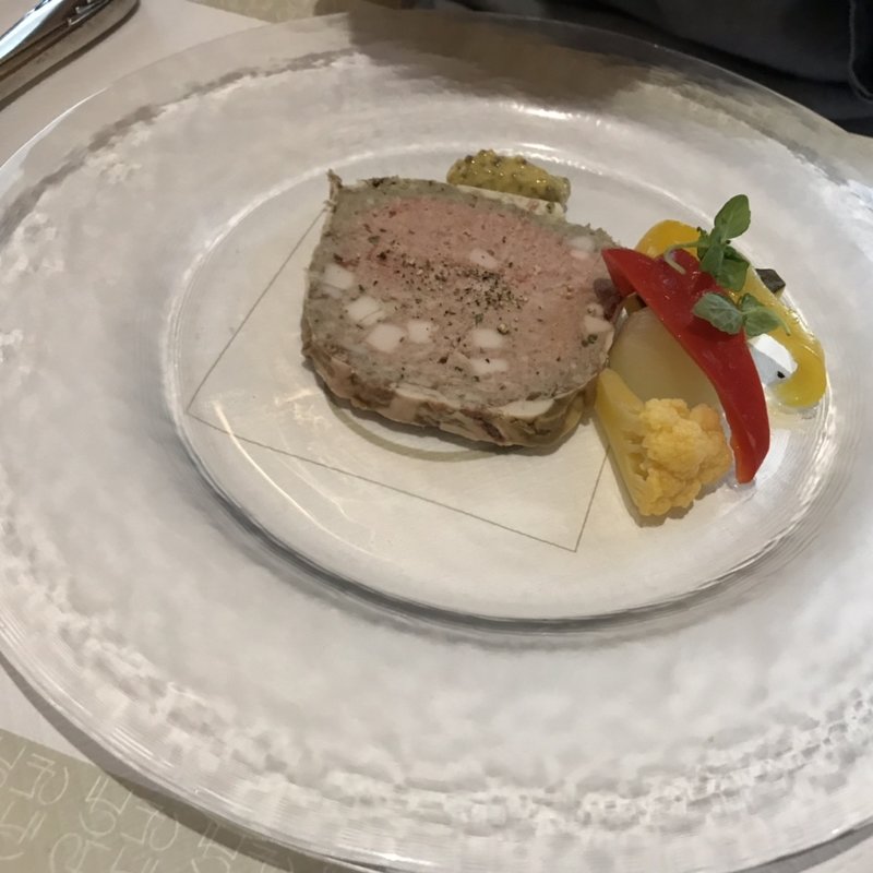 プティコース　オードブル　パテドカンパーニュ　(ポン・マリー)