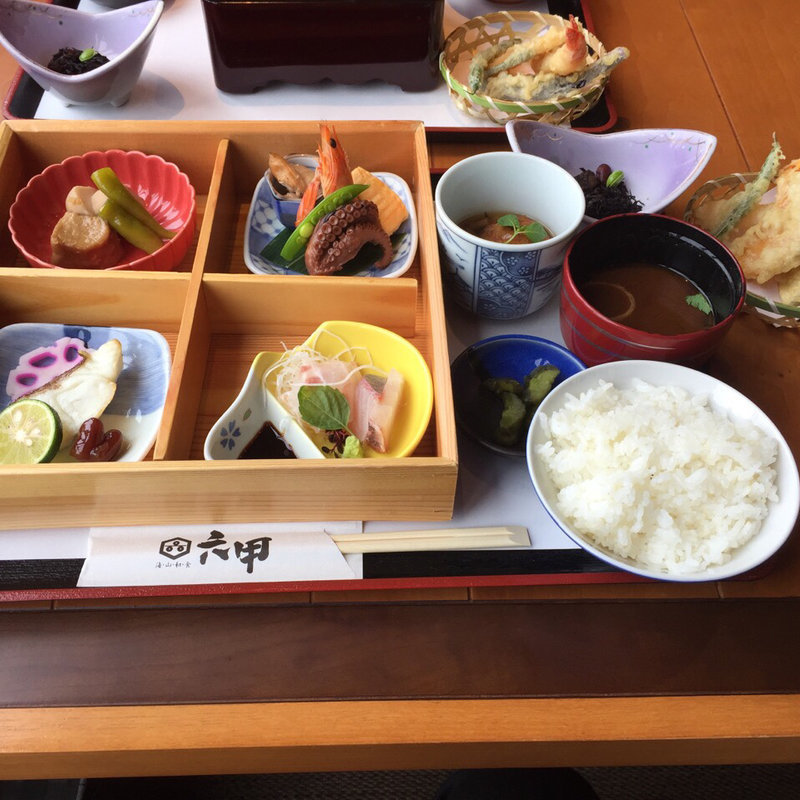 (和食六甲 神戸ハーバーランド （海・山・和・食 六甲）)