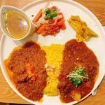 中野ブロードウェイ限定カレープレート(レインボウスパイス カフェチャイストール )