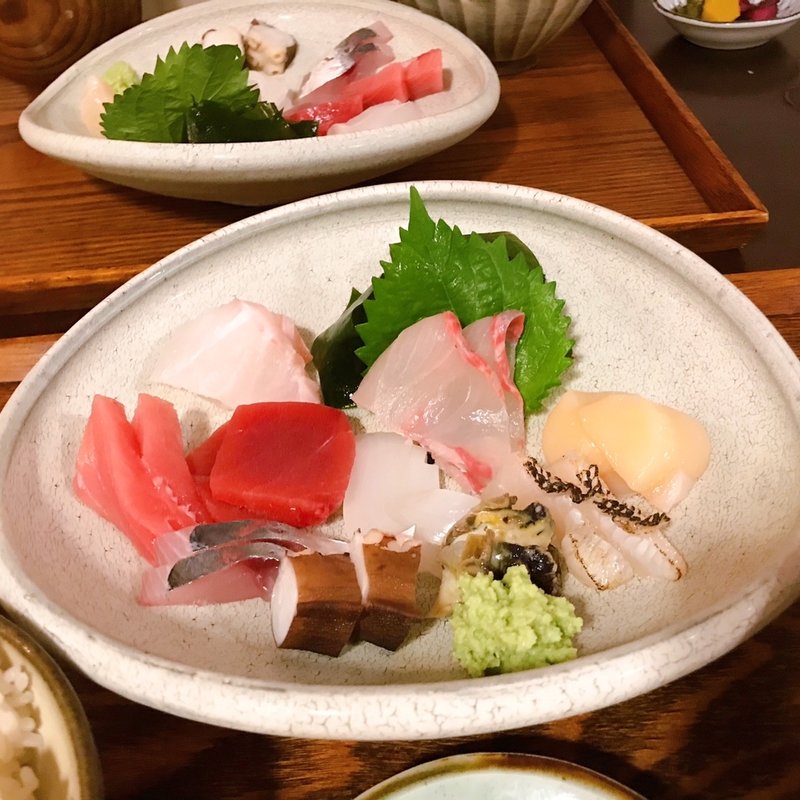 刺身盛り合わせ定食(ごはんや 飯すけ)