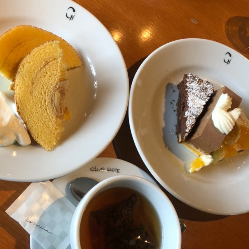 ビュッフェ(CLUB HARIE 森山玻璃絵館)