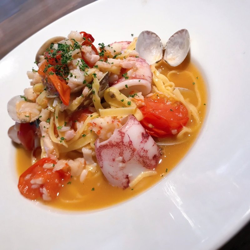 フレッシュトマトと魚介のタリオリーニ(RAMUSIO (ラムジオ))