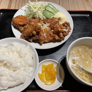 油淋鶏定食(ラーメン餃子館 小次郎 歌舞伎町店)