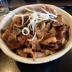 豚煮込み丼(平日ランチ 火曜日金曜日限定)(ヘルシーポークみつい )