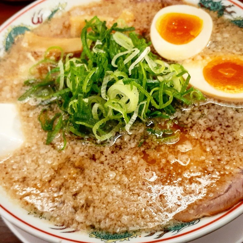 味玉ラーメン(京都北白川ラーメン　魁力屋　練馬インター店)