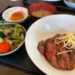 ステーキ丼