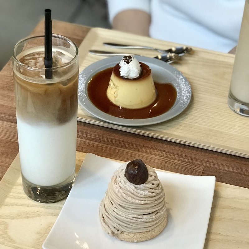 アイスカフェラテ (サンワコーヒーワークス 本店)