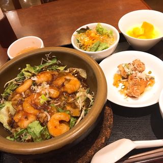 海老と岩海苔のXO醤風味の土鍋炒飯(口福炒飯楼 新宿ミロード店 )