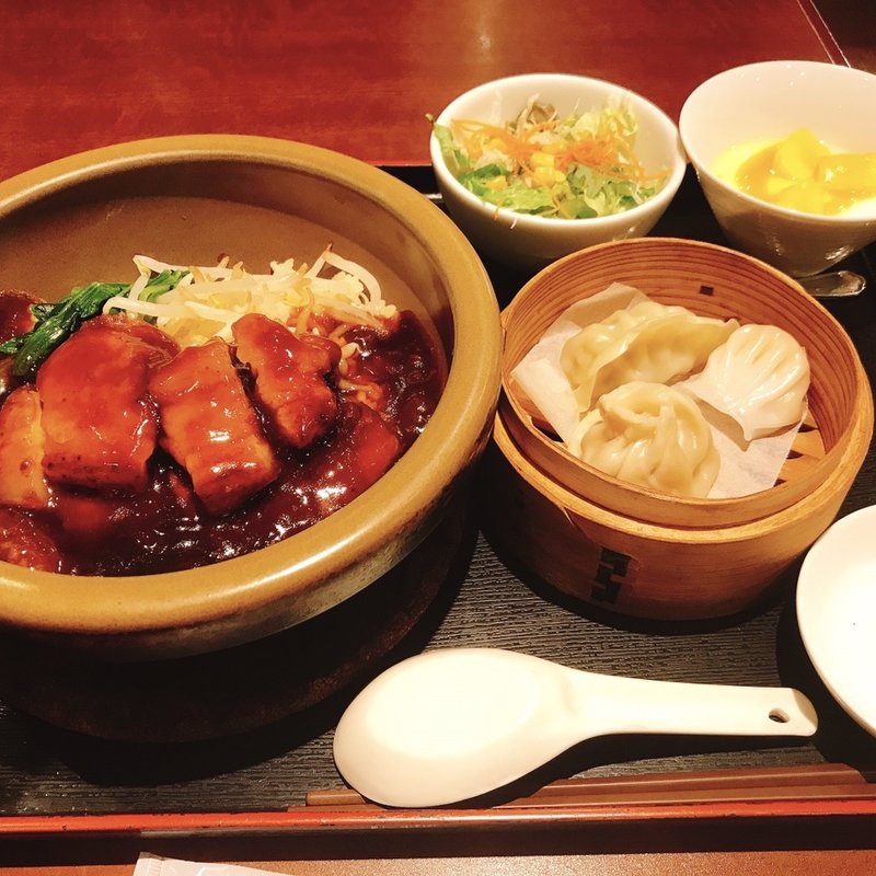 排骨醤油あんかけ土鍋炒飯(口福炒飯楼 新宿ミロード店 )