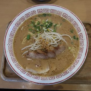 トンコツぱしゃ麺(麺's ら.ぱしゃ 鹿児島鹿屋本店 （めんずらぱしゃ）)