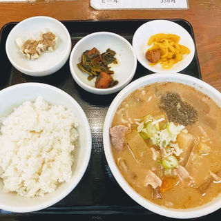 東京都で食べられる人気豚汁best30 Sarah サラ