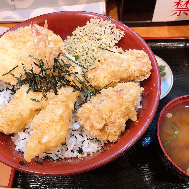 とりえび塩天丼(たま天)