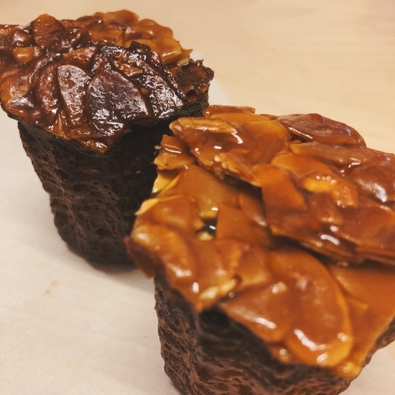 アーモンド(立町カヌレ)